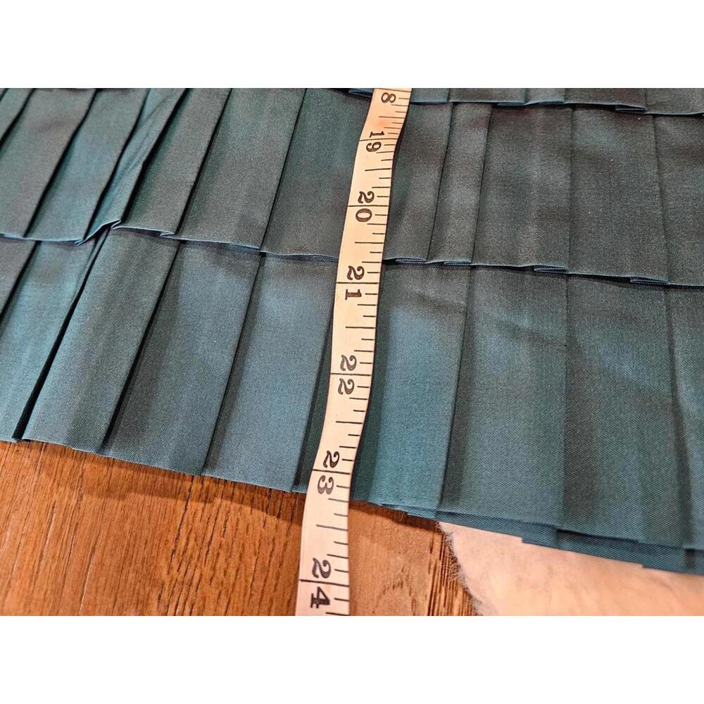 Doncaster Collection Pleated Skirt - Size 6 - Picture 7 of 7